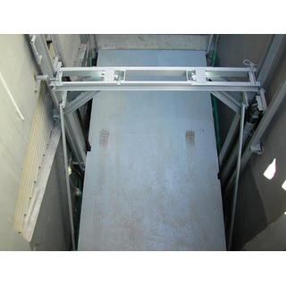 HYDRAULIC LIFT FOR CARS